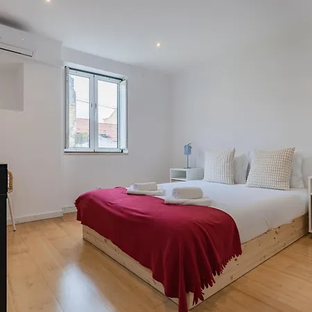 アパート Madragoa Hideout