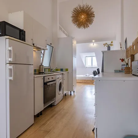 アパート Madragoa Hideout