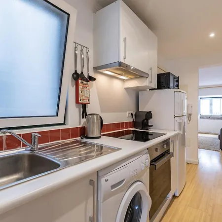 Madragoa Hideout ליסבון